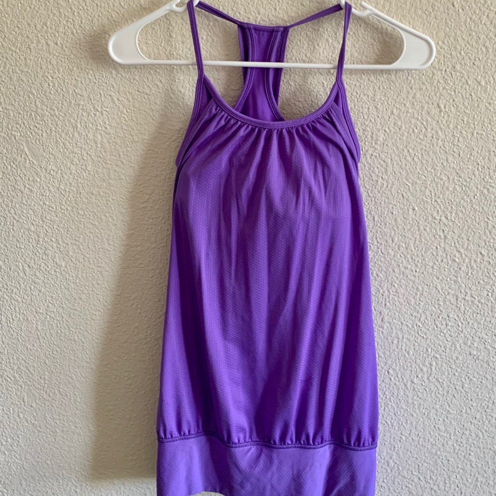 Lulu lemon tank top with built in bra